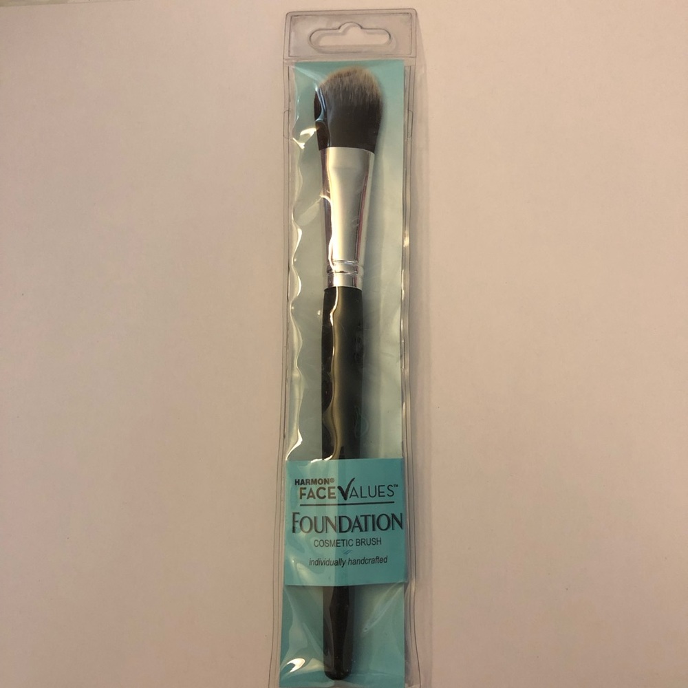 Foundation Brush Harmon Face Values